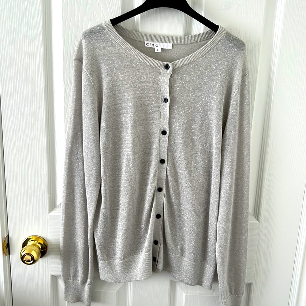 Cleo Grey Silver Cardigan Size Large never worn